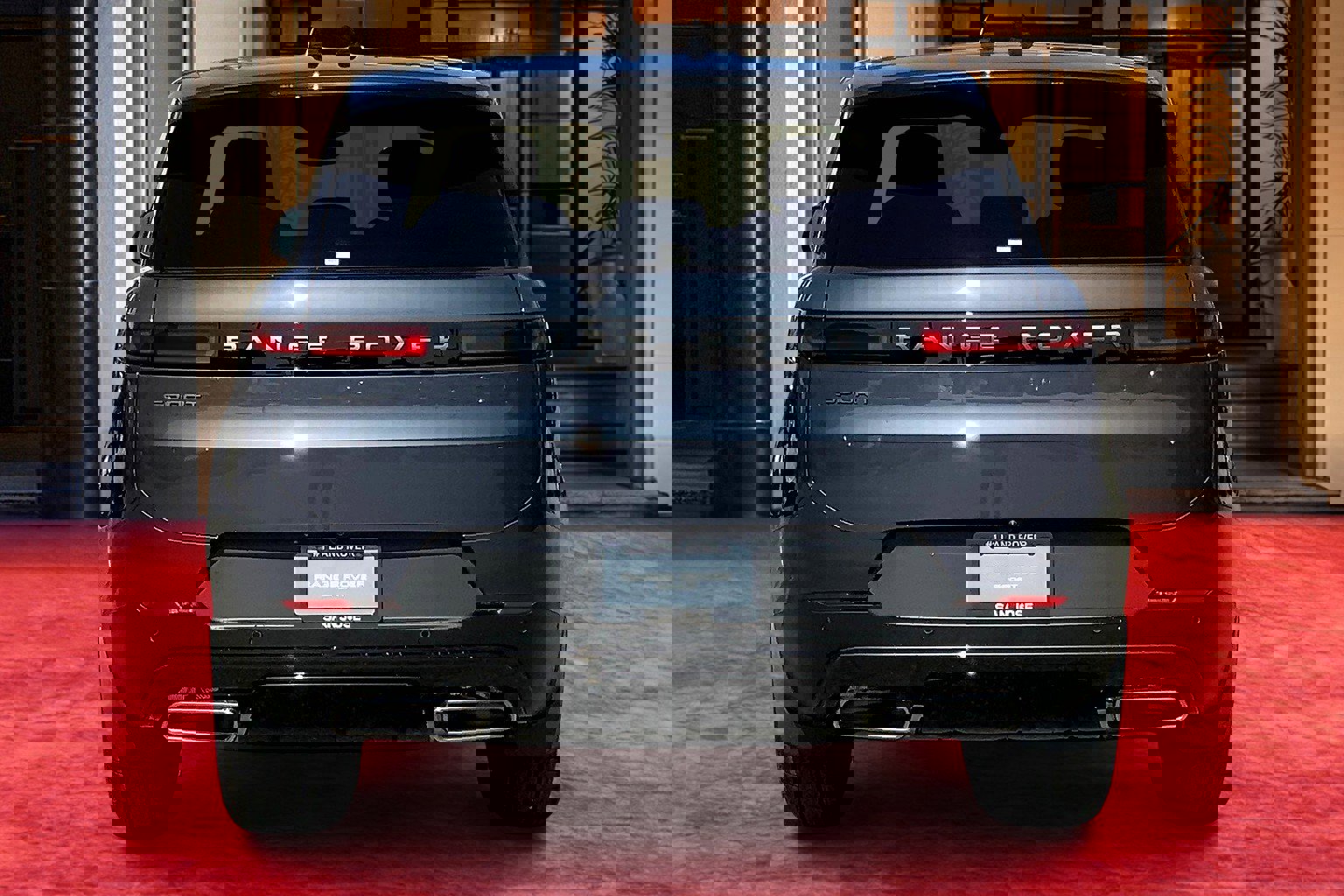 2025 Land Rover Range Rover Sport SE photo 4