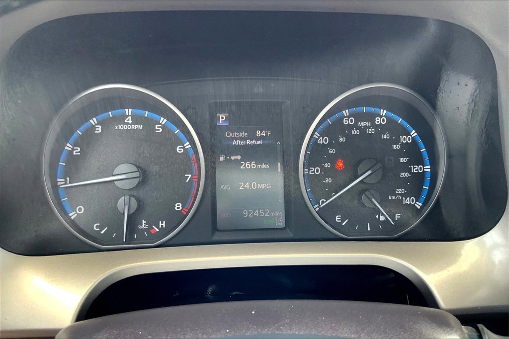 2018 Toyota RAV4 XLE photo 19
