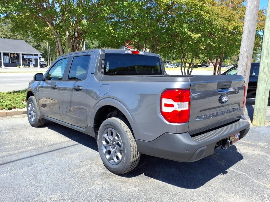 2025 Ford Maverick XLT photo 3