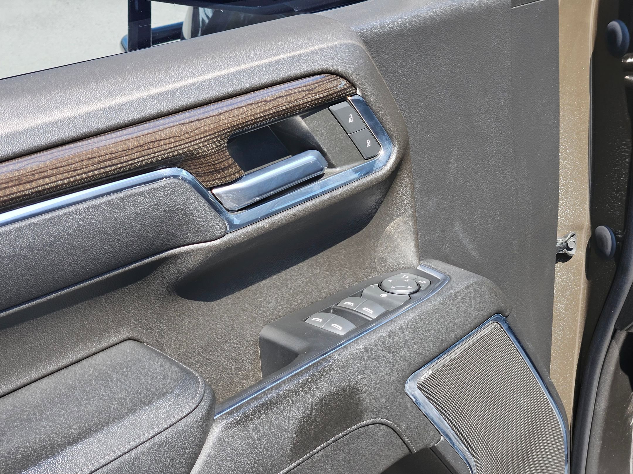 2023 Chevrolet Silverado 1500 LT photo 11