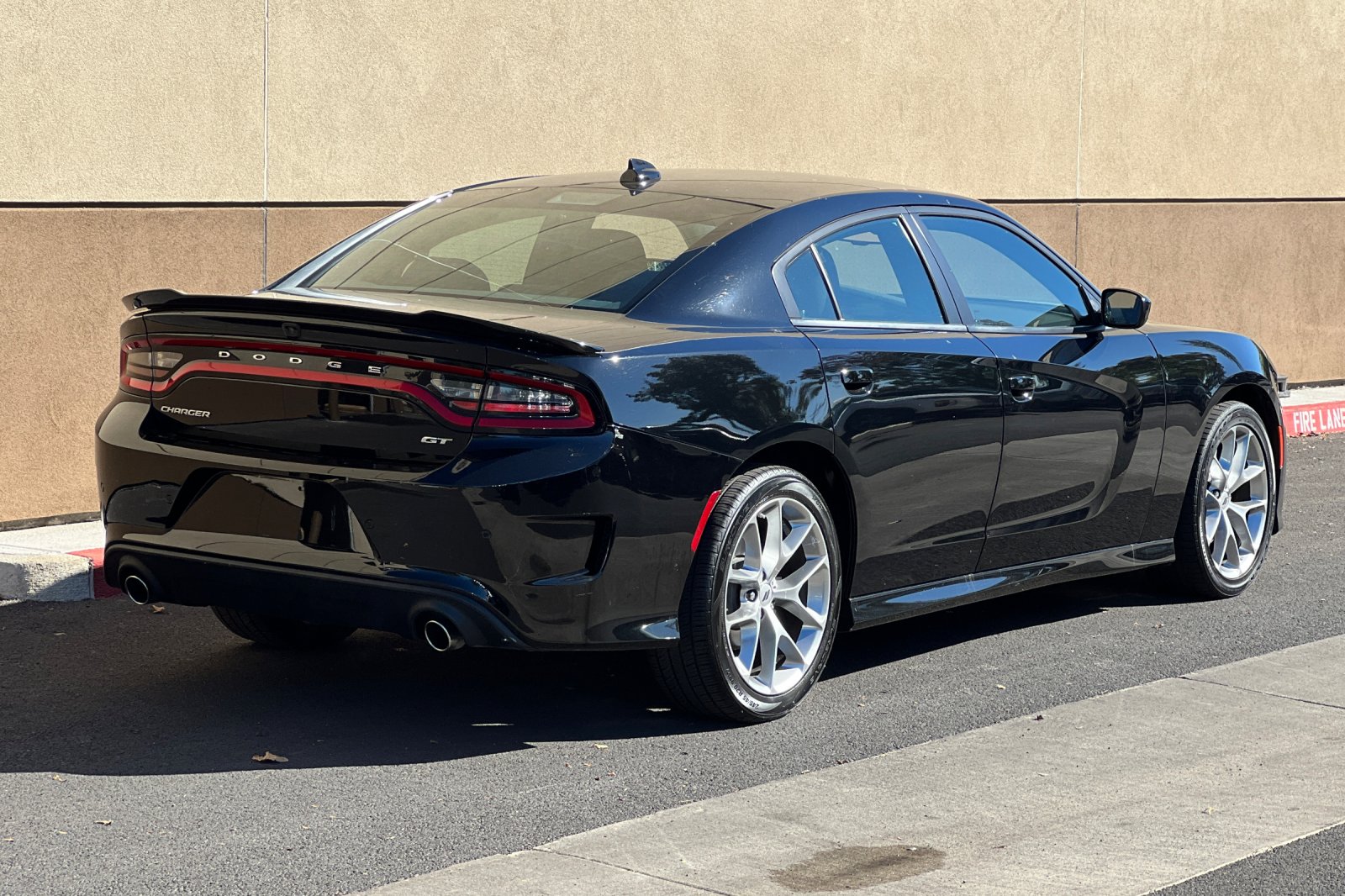 2023 Dodge Charger GT photo 3