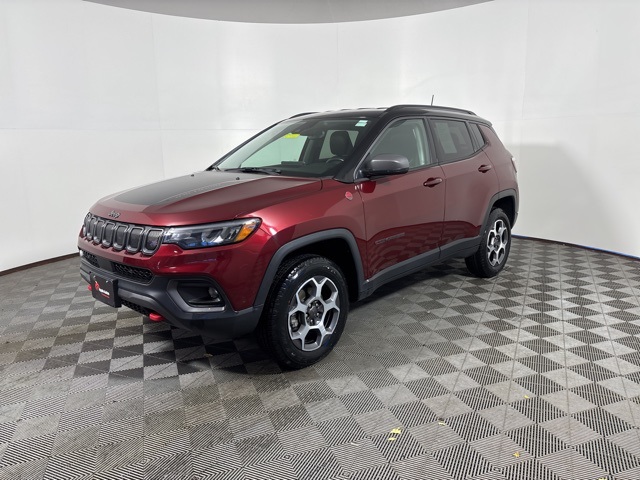 2022 Jeep Compass Trailhawk photo 2