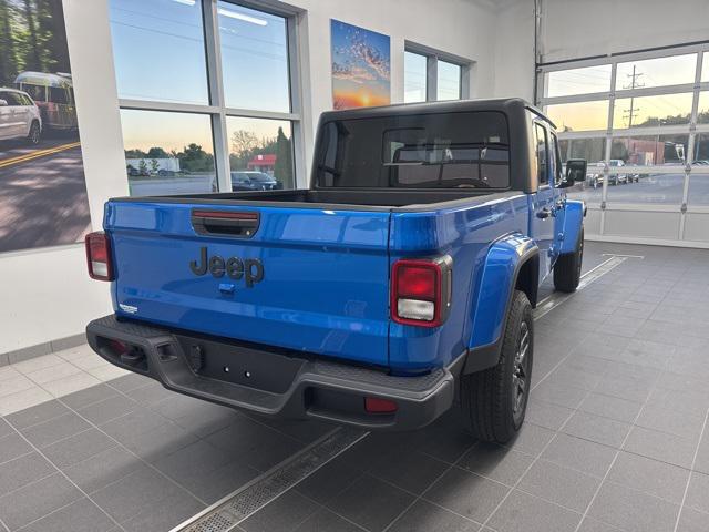 2025 Jeep Gladiator Sport S photo 4