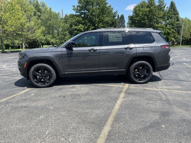 2025 Jeep Grand Cherokee L Limited's photo