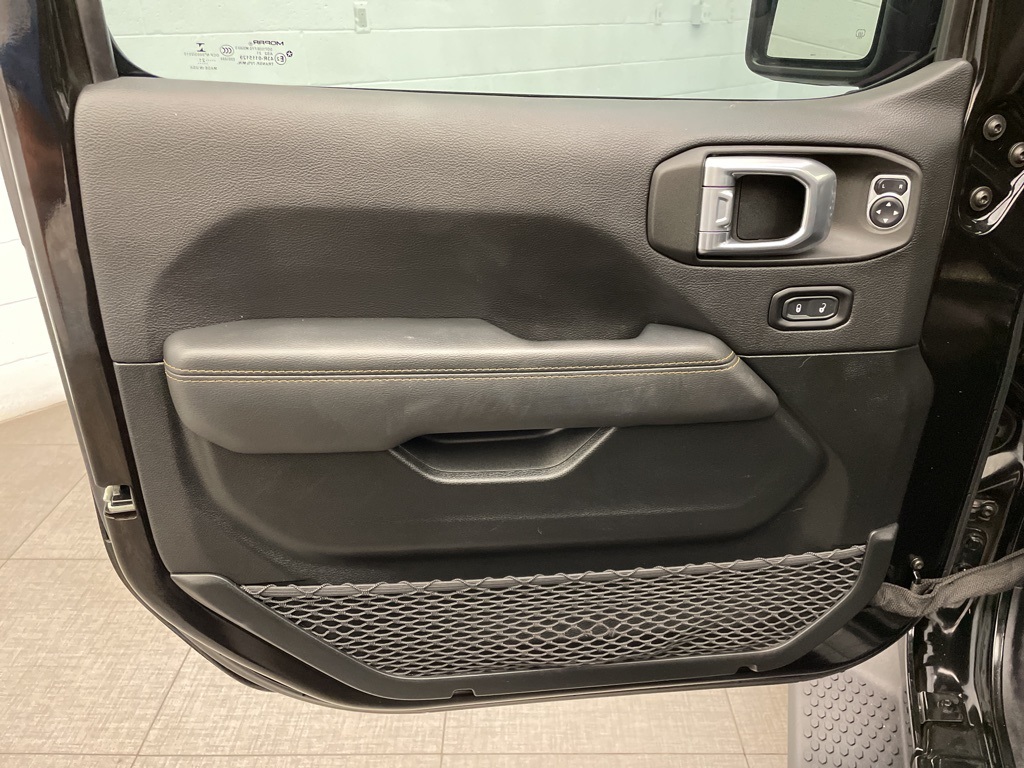 2021 Jeep Wrangler Unlimited Sahara High Altitude 4xe photo 17