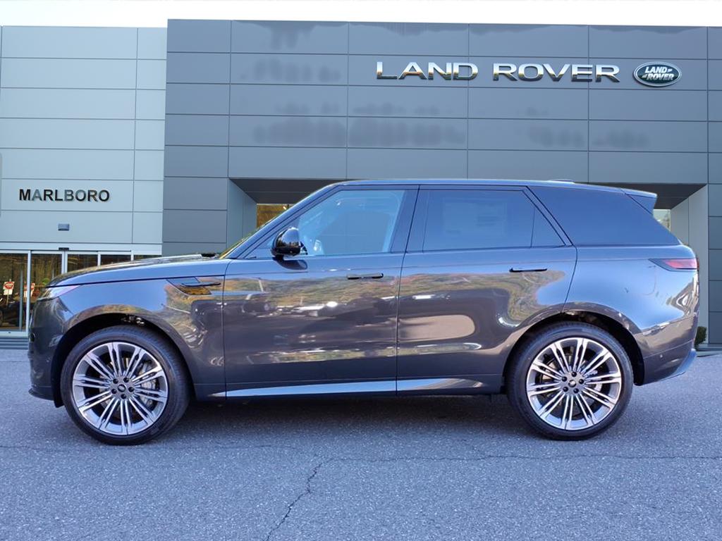 2025 Land Rover Range Rover Sport SE photo 4
