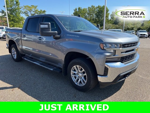 2021 Chevrolet Silverado 1500 LT photo 2
