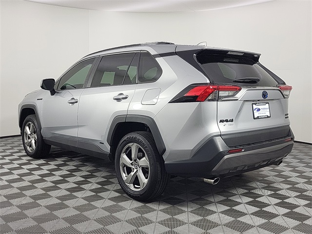 2020 Toyota RAV4 Hybrid Limited photo 2
