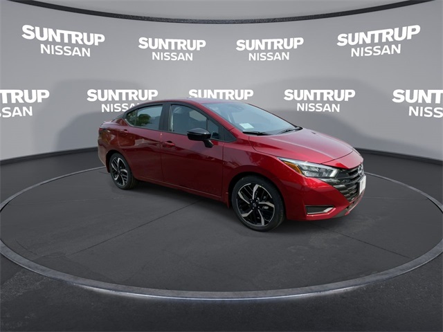 2025 Nissan Versa 1.6 SR photo 2