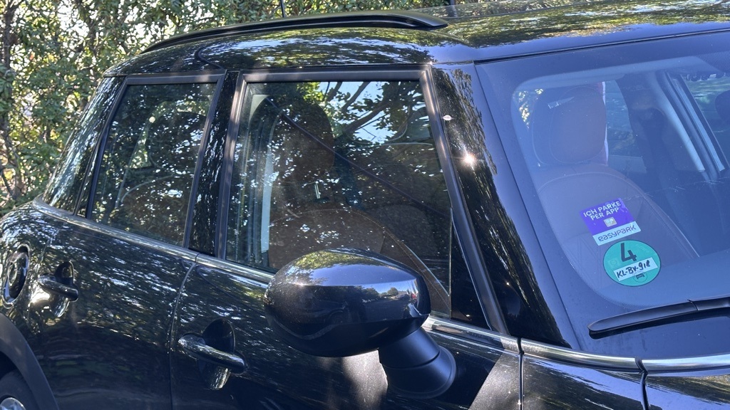 2023 Mini Cooper Hardtop S photo 3