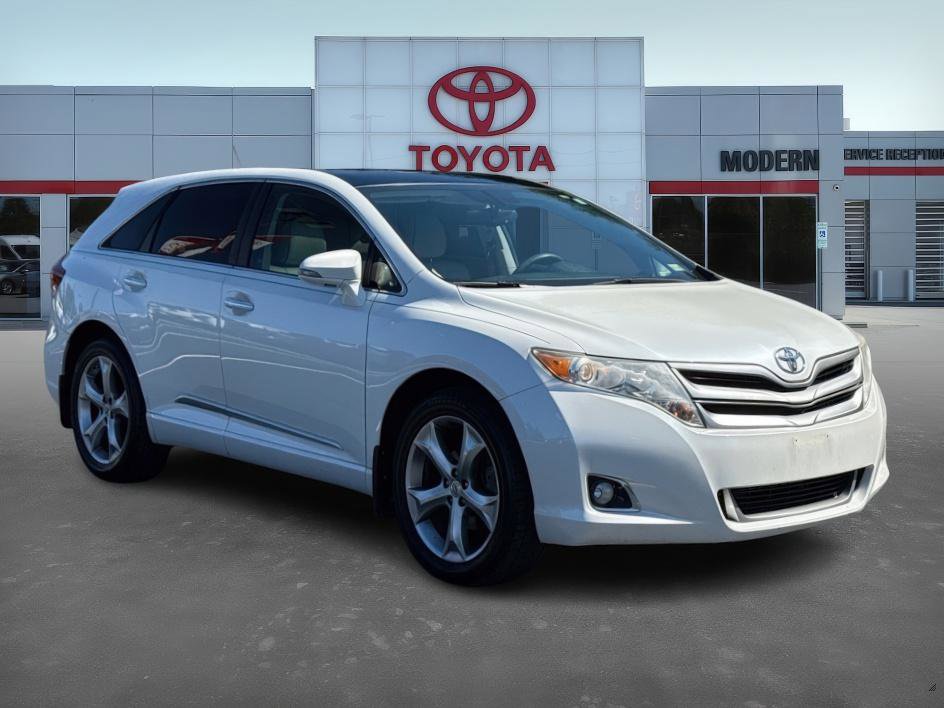 2013 Toyota Venza XLE photo 3