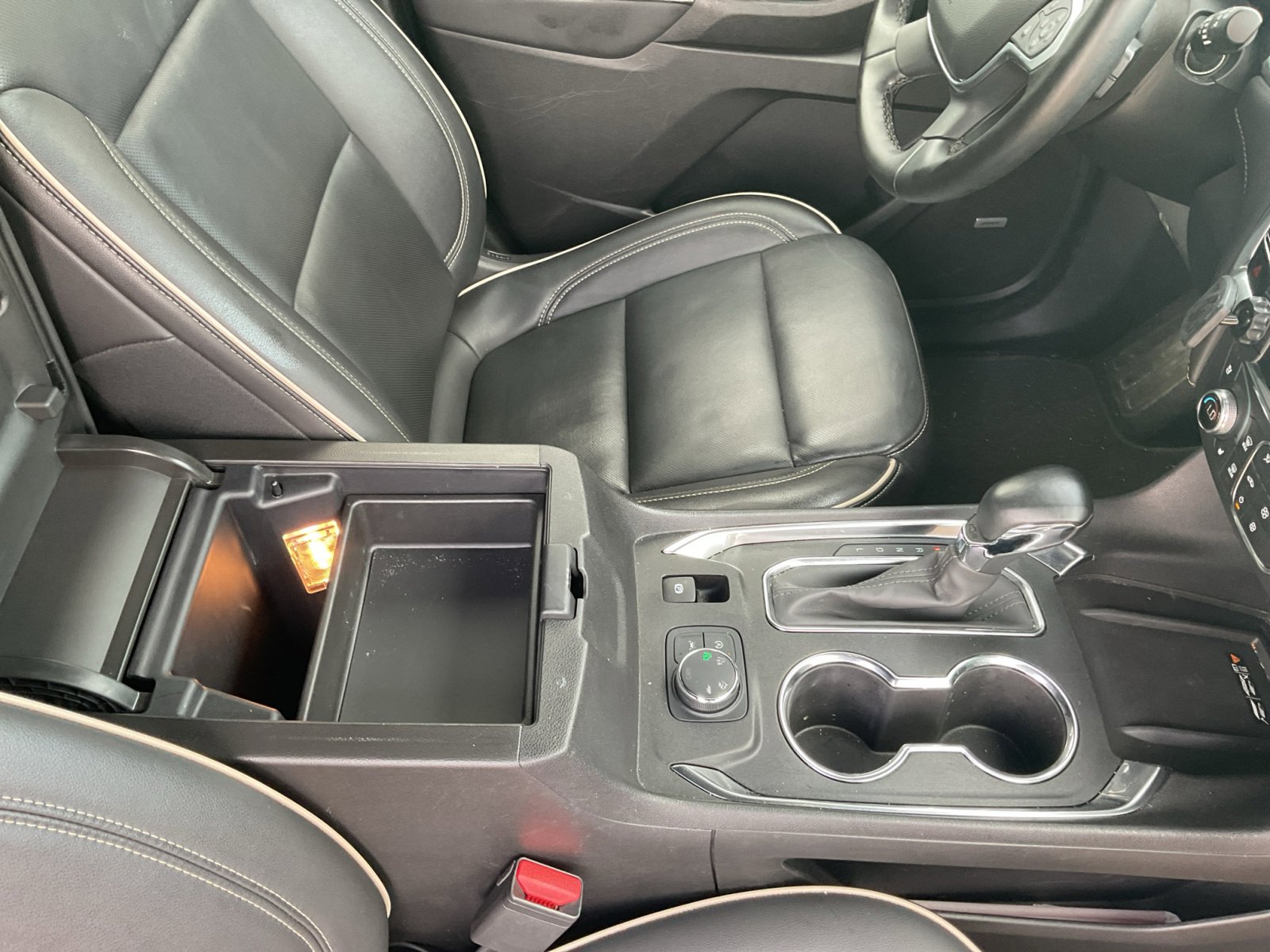 2023 Chevrolet Traverse Premier photo 24