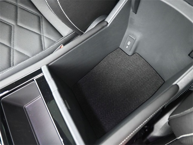 2025 Volkswagen Atlas SE Technology photo 9