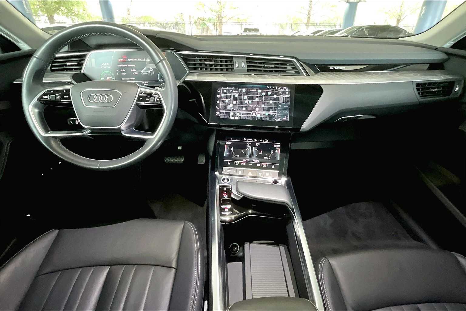 2024 Audi Q8 E-tron Premium photo 14