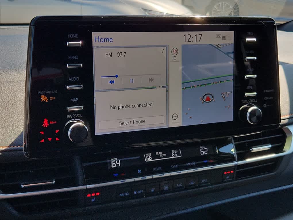 2022 Toyota Sienna XSE photo 14