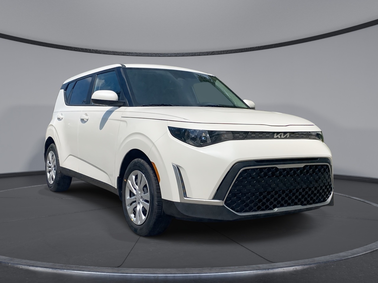 2025 Kia Soul LX's photo