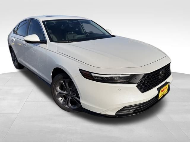 2025 Honda Accord Hybrid EX-L's photo