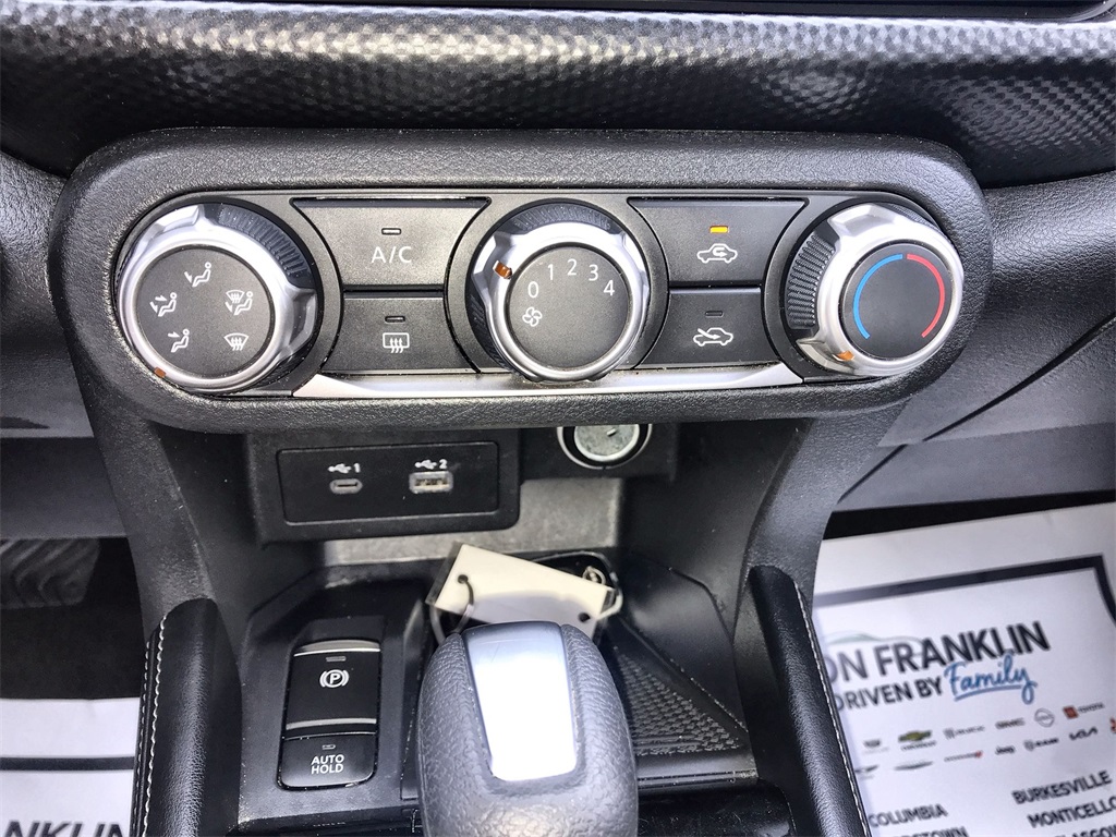 2024 Nissan Kicks SV photo 18