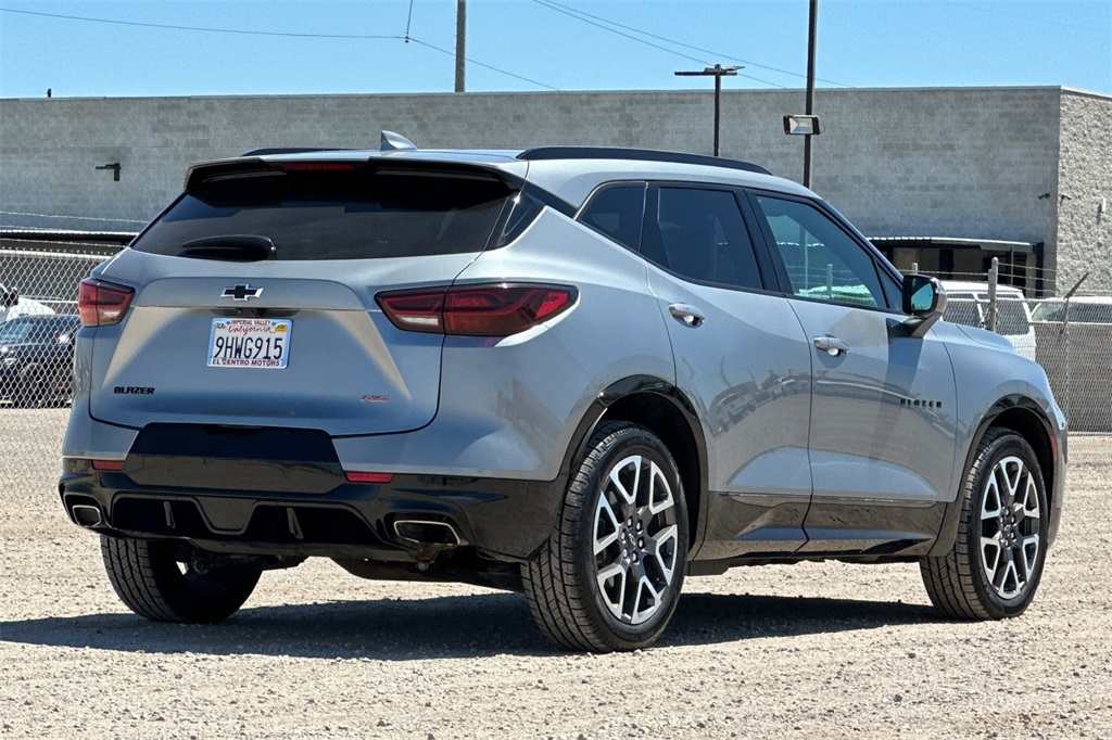 2023 Chevrolet Blazer RS photo 4