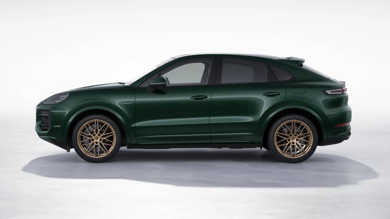 2026 Porsche Cayenne E-Hybrid Coupe S photo 2
