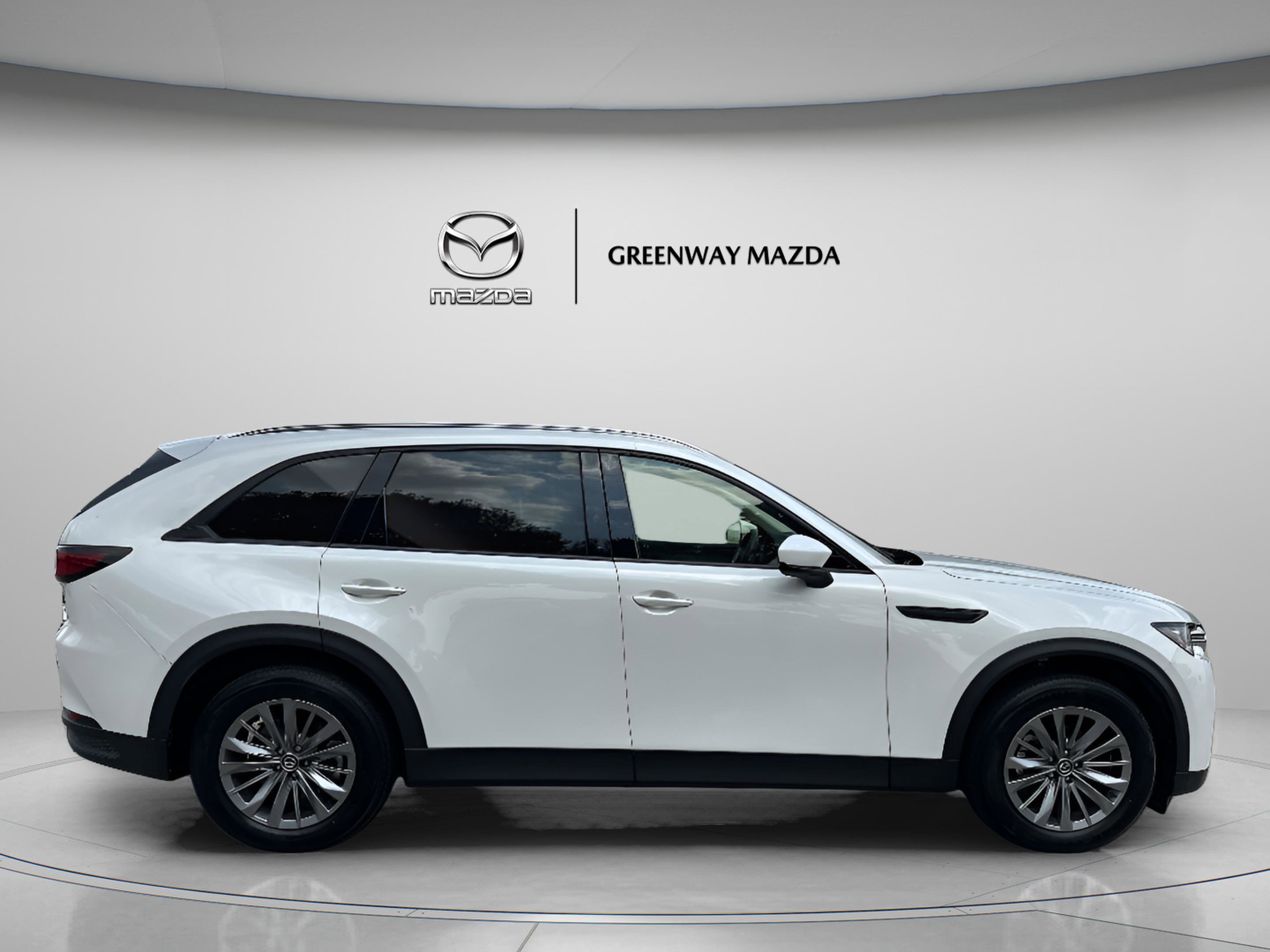 2024 Mazda CX-90 Preferred Plus photo 8