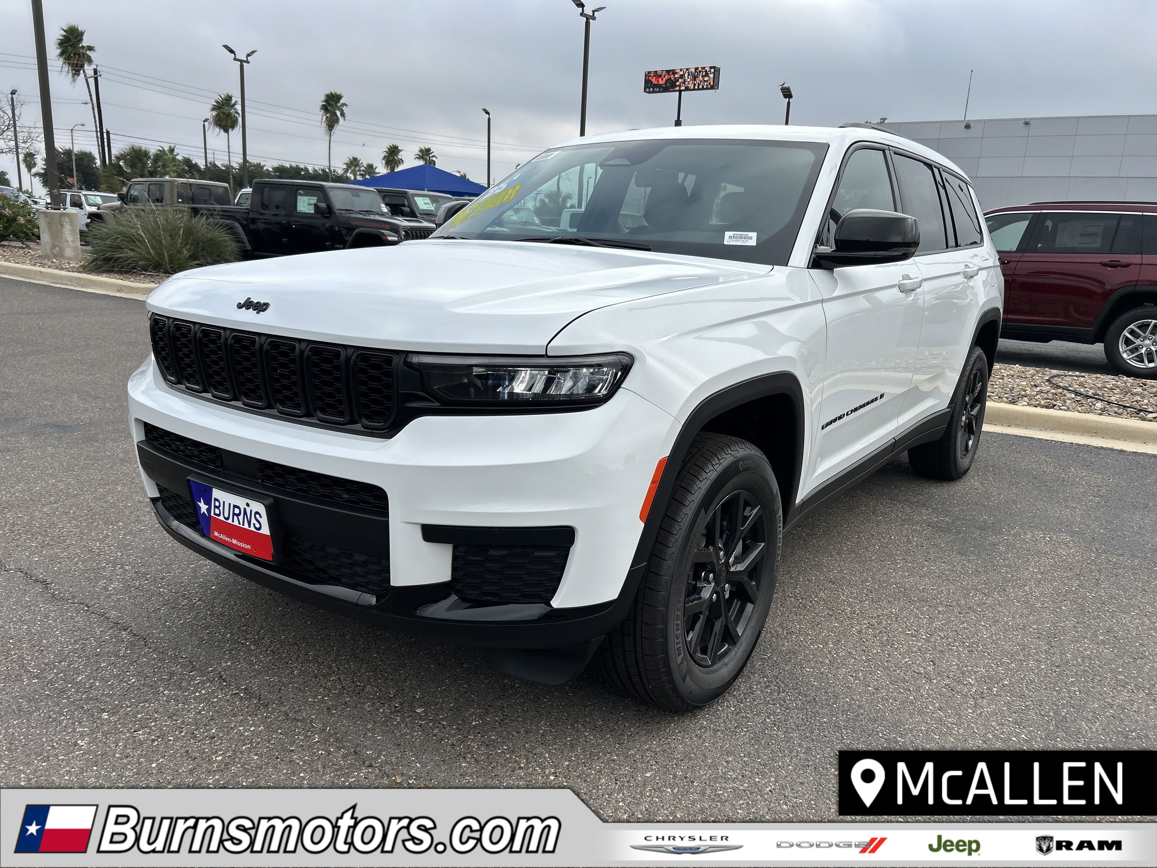 2025 Jeep Grand Cherokee L Altitude's photo