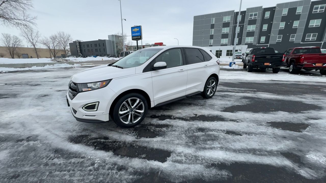 2016 Ford Edge Sport photo 4