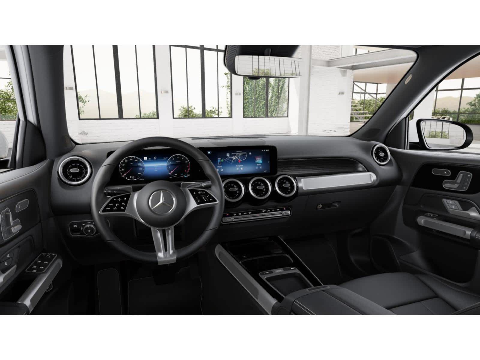 2026 Mercedes Benz GLB 250 photo 2