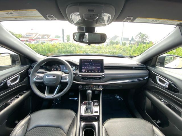 2022 Jeep Compass Altitude photo 14
