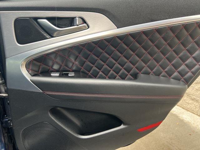 2019 Genesis G70 3.3T Advanced photo 24