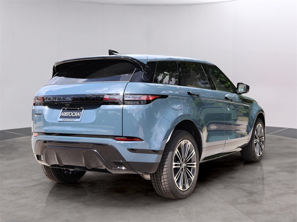 2026 Land Rover Range Rover Evoque Dynamic SE photo 3