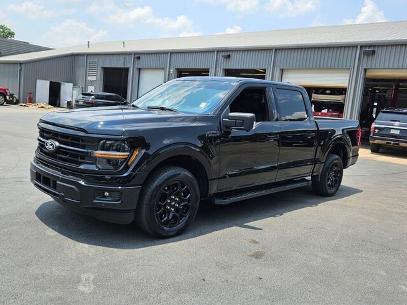 2024 Ford F-150 XLT photo 3