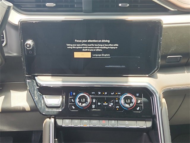 2025 Gmc Sierra HD Denali photo 25