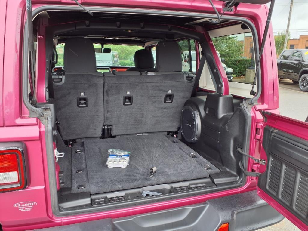 2022 Jeep Wrangler Unlimited Rubicon photo 18