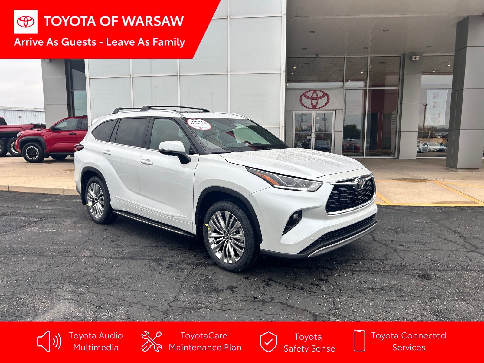 2026 Toyota Highlander Platinum's photo