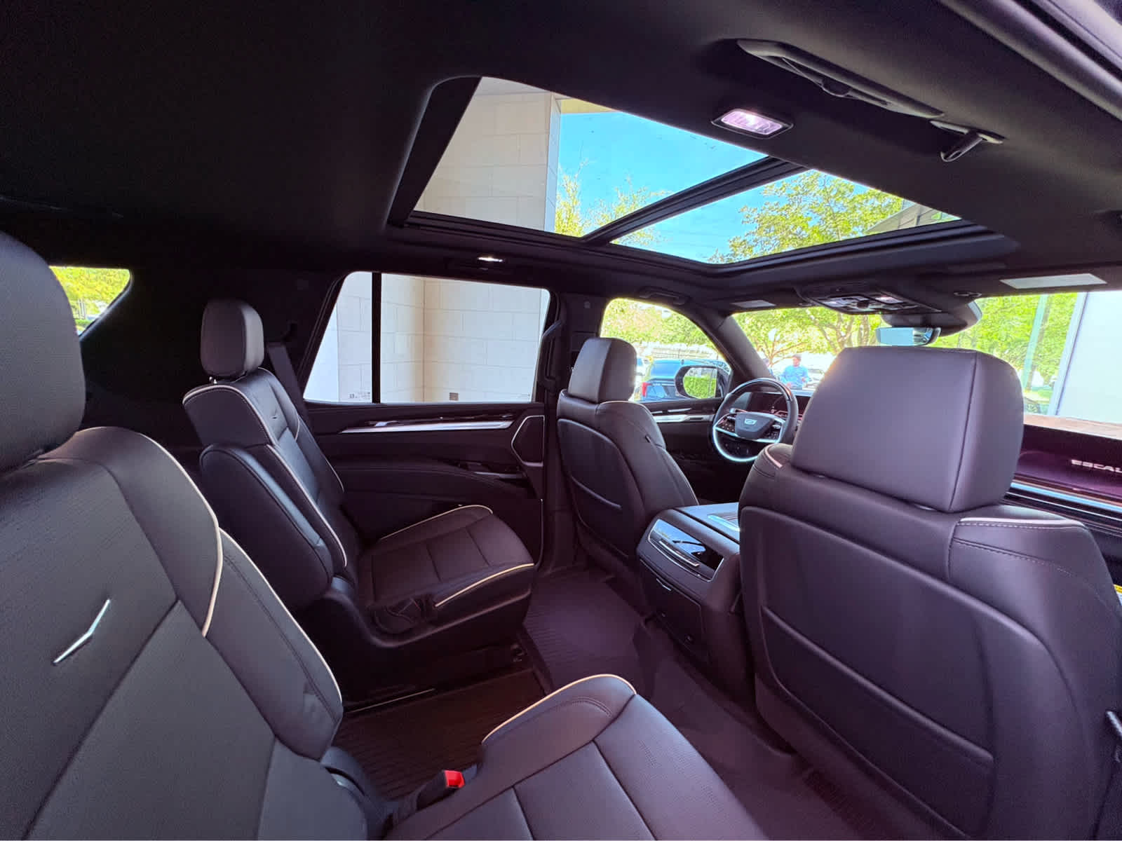 2025 Cadillac Escalade Premium Luxury photo 24
