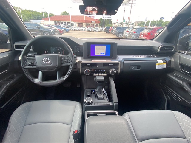 2025 Toyota Tacoma SR5 4x4 Double Cab photo 13