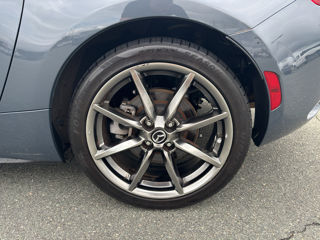 2021 Mazda MX-5 Miata Miata RF Grand Touring photo 13