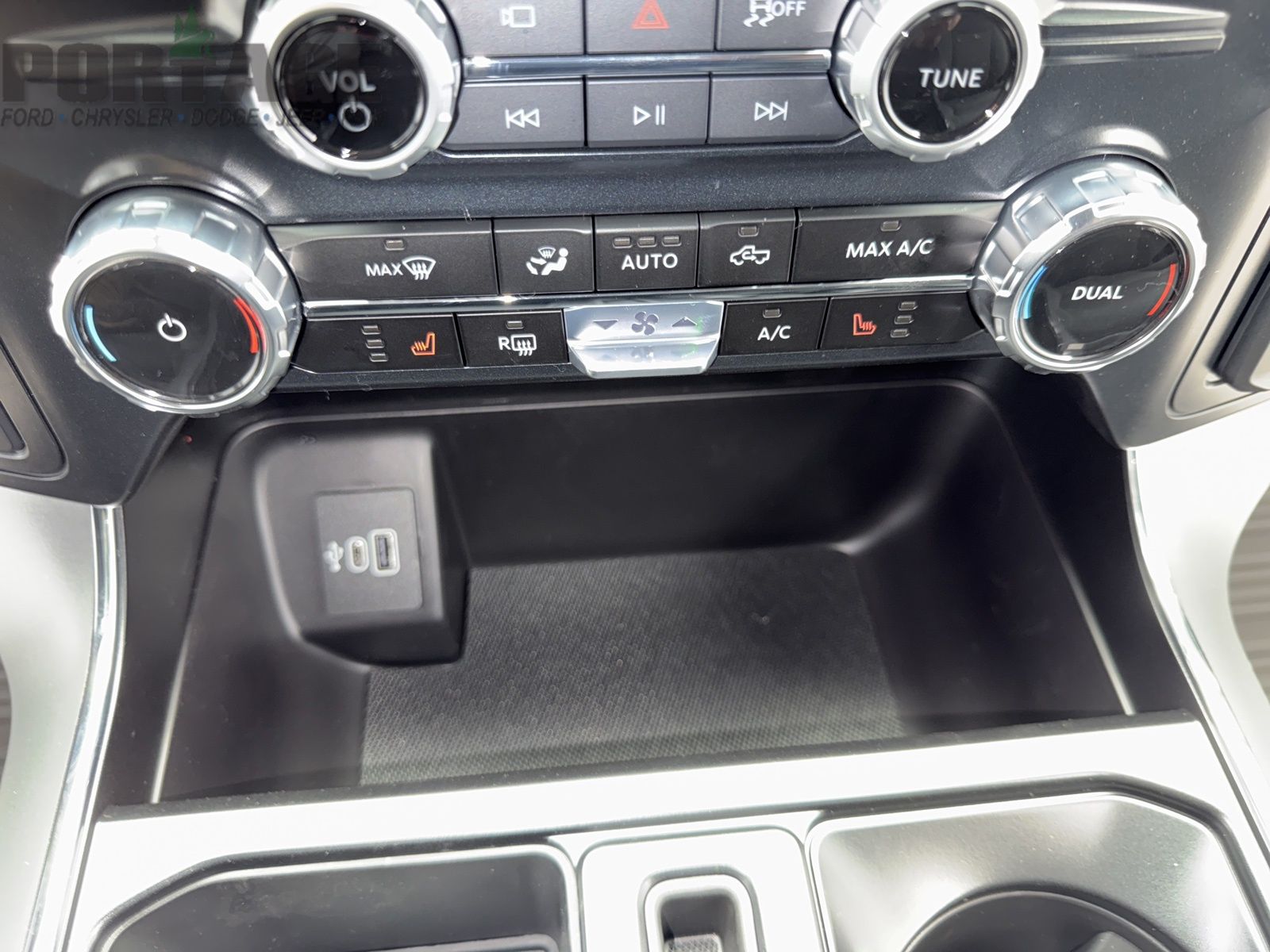 2025 Ford F-150 XLT photo 21