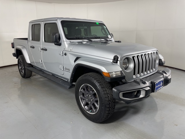 2023 Jeep Gladiator Overland photo 2