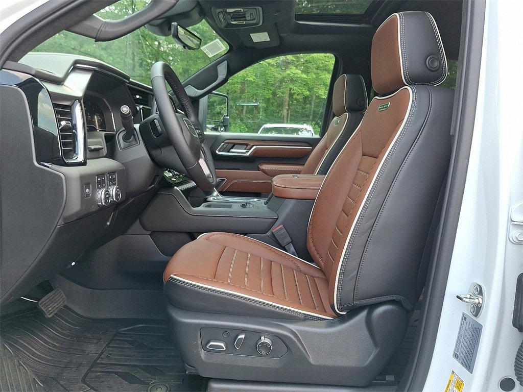 2025 Gmc Sierra 3500 HD Denali Ultimate photo 7