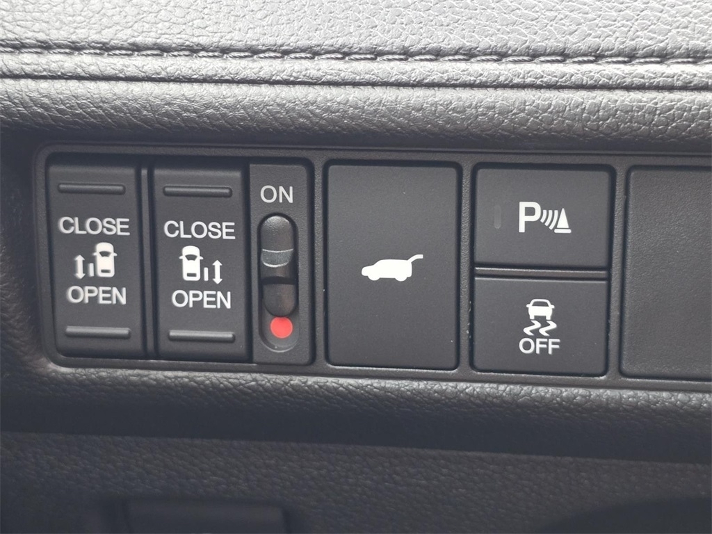 2026 Honda Odyssey Touring photo 25