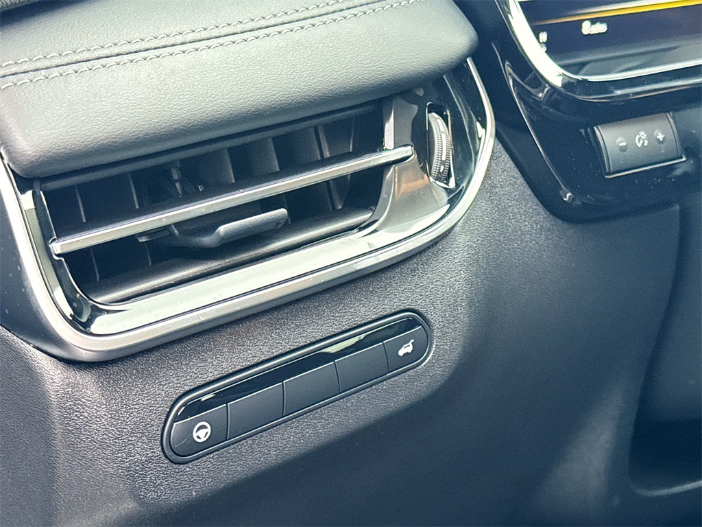 2026 Infiniti QX60 Luxe photo 10