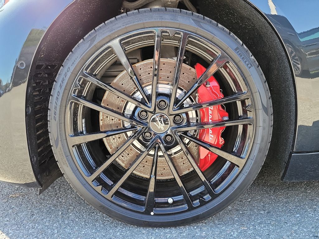 2024 Maserati Granturismo Trofeo photo 3