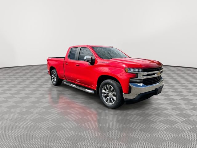2019 Chevrolet Silverado 1500 LT photo 2