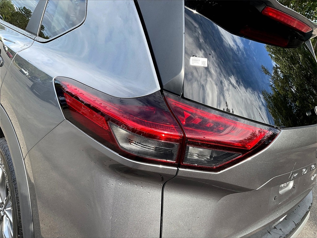 2023 Nissan Rogue S photo 29