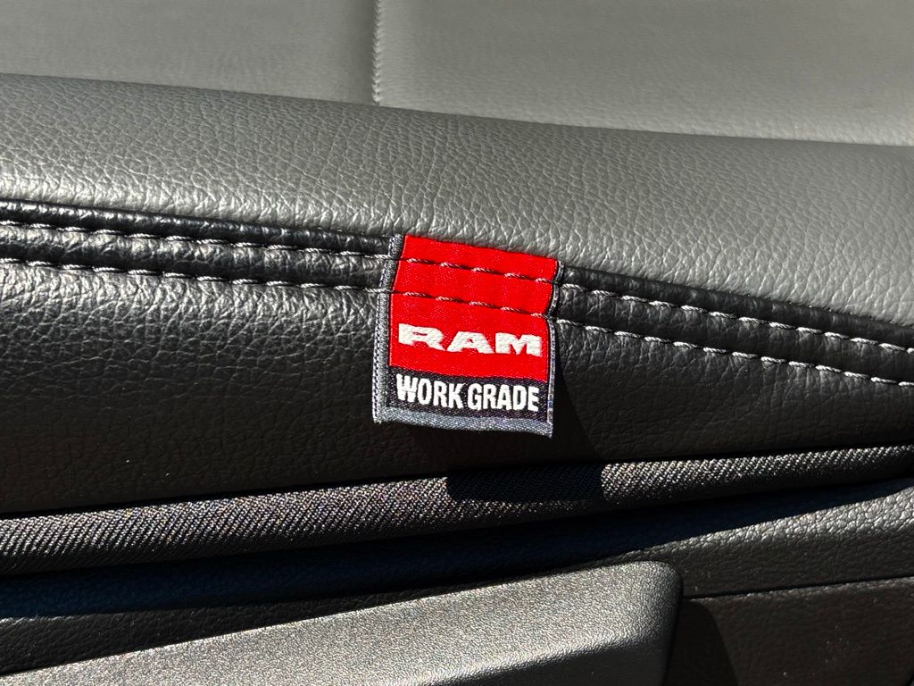 2025 Ram 3500 Tradesman photo 15