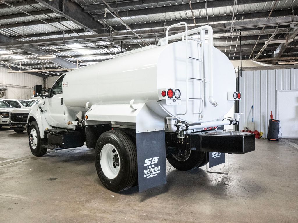 2026 Ford F-750 Base photo 4