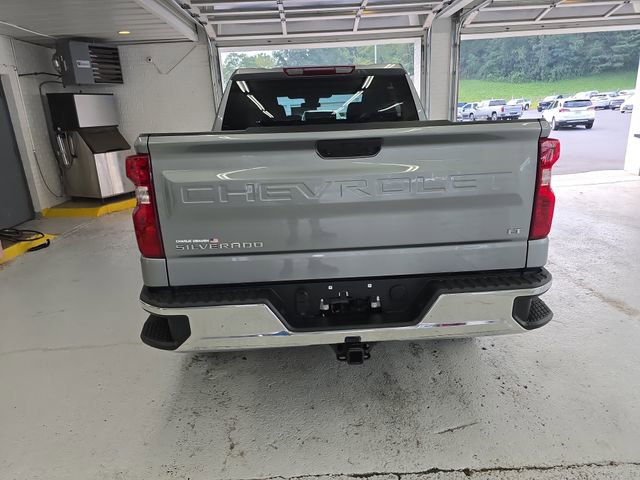 2023 Chevrolet Silverado 1500 LT photo 3
