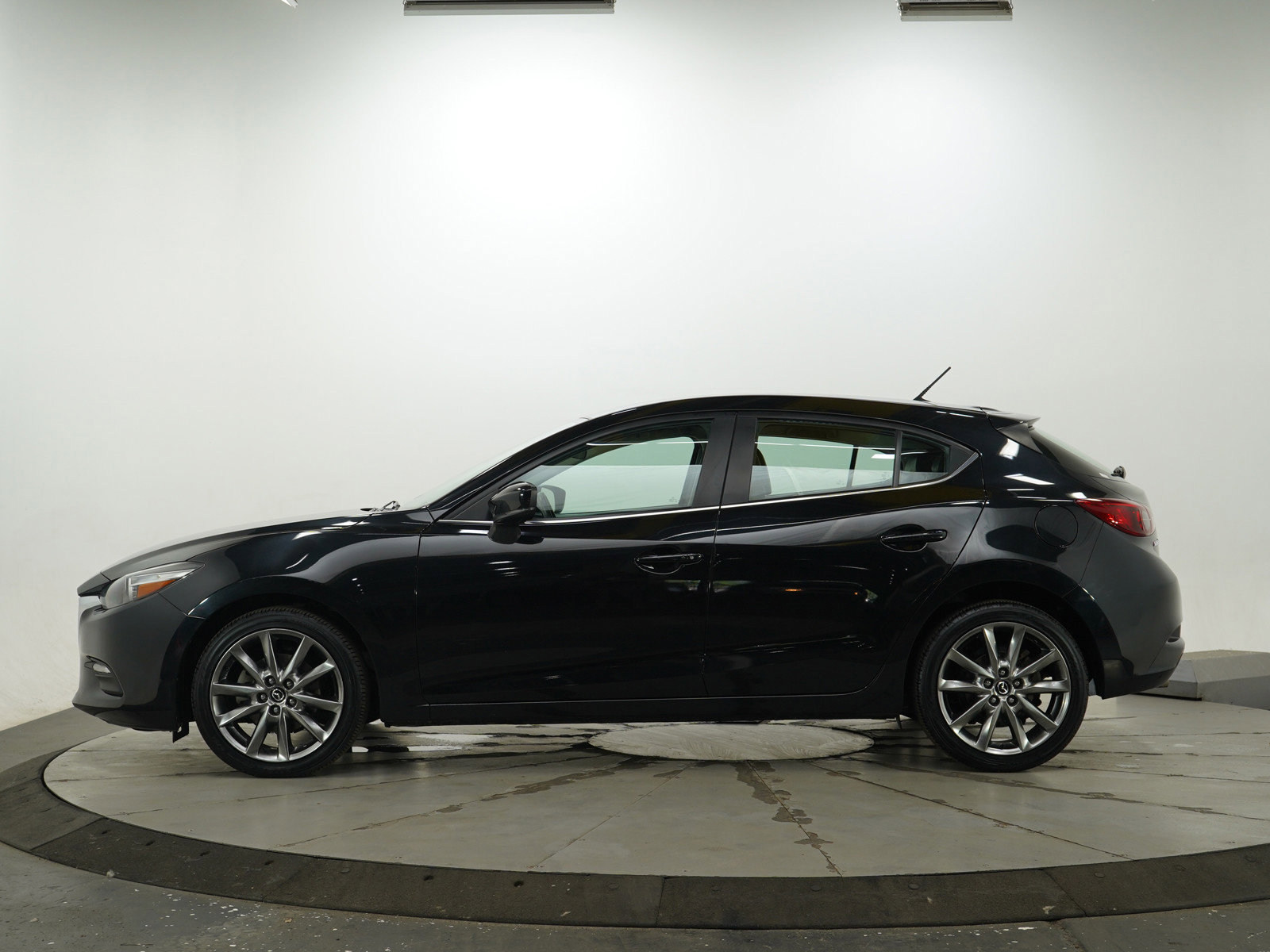 Used 2018 Mazda Mazda3 Touring with VIN 3MZBN1L32JM220841 for sale in Burnsville, Minnesota